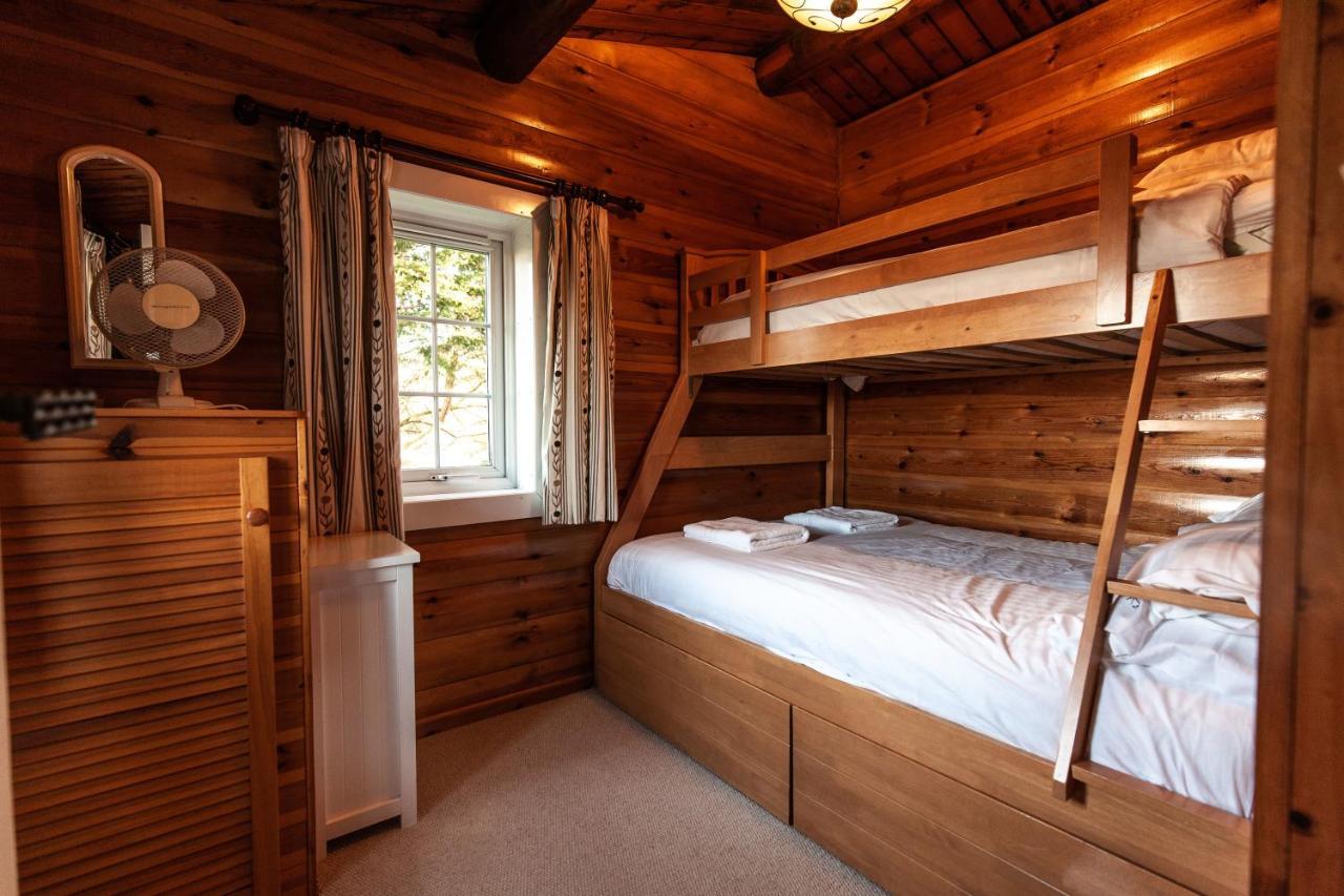 Rustic Log Cabin In Snowdonia By Seren Short Stays Trawsfynydd Zewnętrze zdjęcie